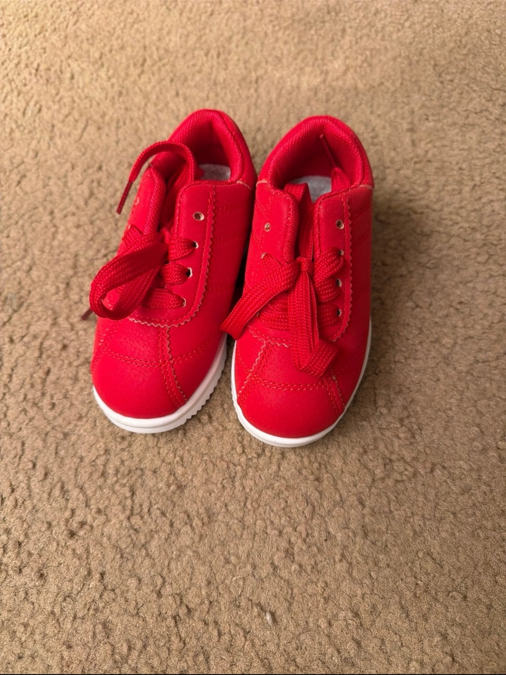 SHEIN Bright Red Lightweight Kids Sneakers